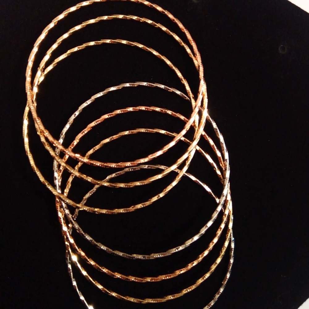 Chic Gold and Silver Bracelet Set